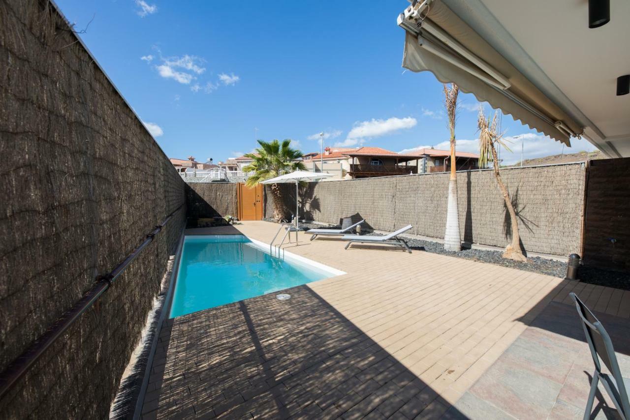 Sunny And Quiet Duplex Apartment